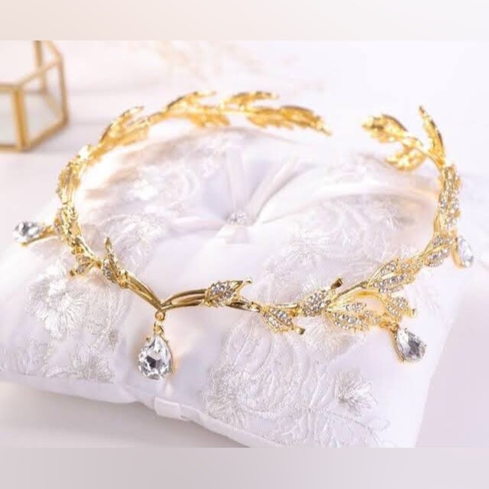 Gold Leaf Crystal Tiara Headband Romantic Renaissance Faire Halloween Roman Wed